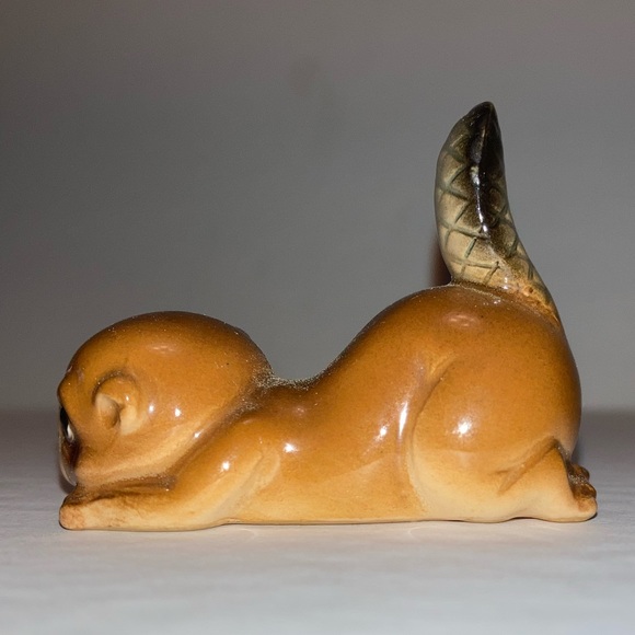 Vintage Squirrel Figurine | Rare - Picture 6 of 9
